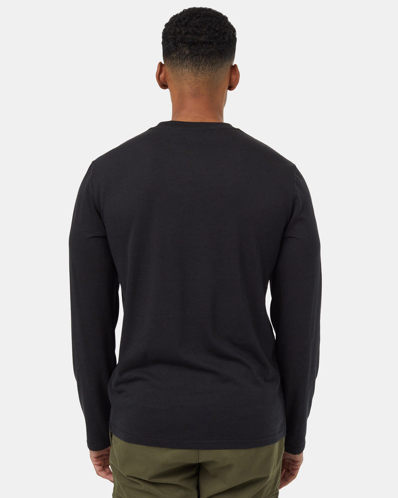 Black-Crew-Neck-Graphic-Longsleeve-T-Shirt