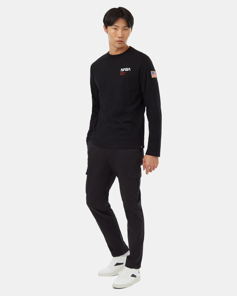 Black-Crew-Neck-Graphic-Longsleeve-T-Shirt-Ungendered