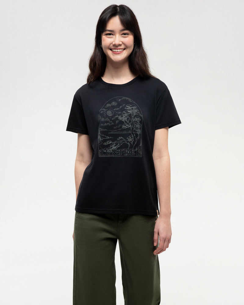 Black-Crew-Neck-Graphic-Shortsleeve-T-Shirt
