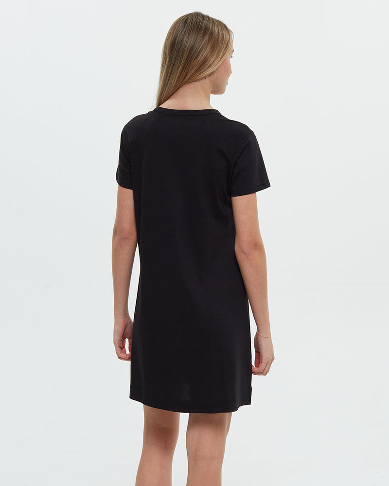 Black-Crew-Neck-Shortsleeve-Dress