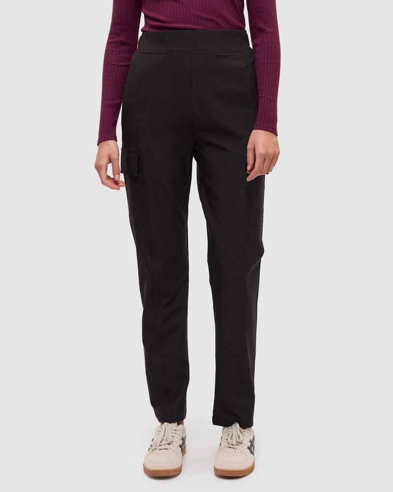 Black-High-Rise-Tapered-InMotion-Pant