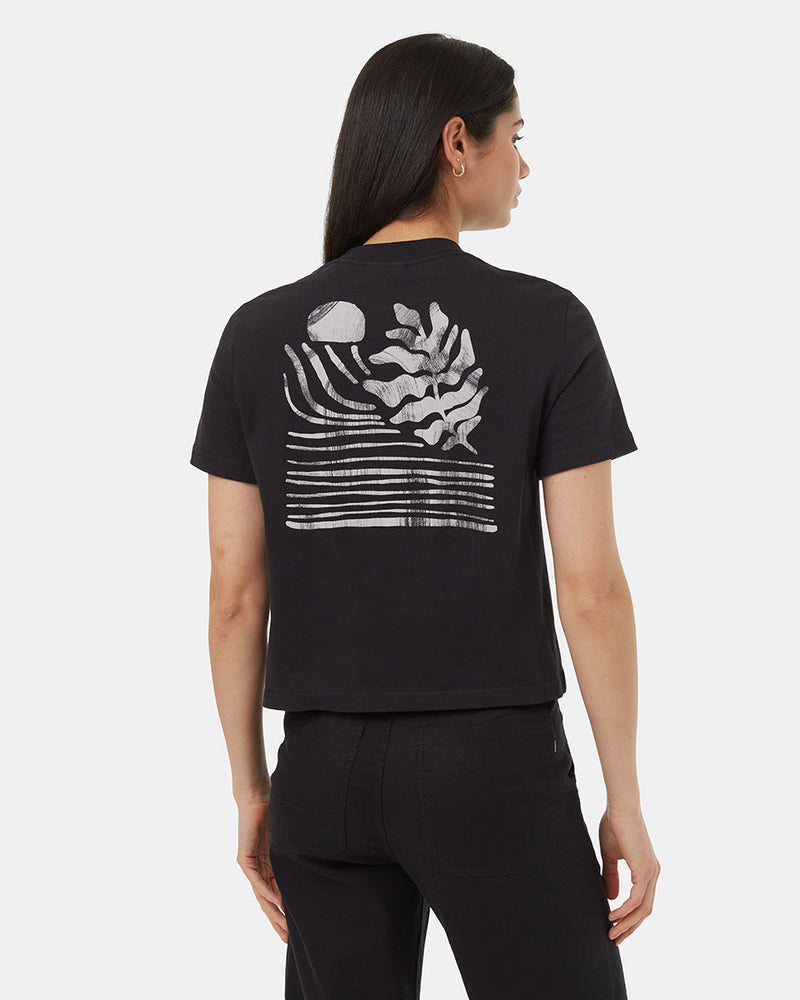 Black-Organic-Cotton-Crew-Neck-Graphic-Shortsleeve-T-Shirt