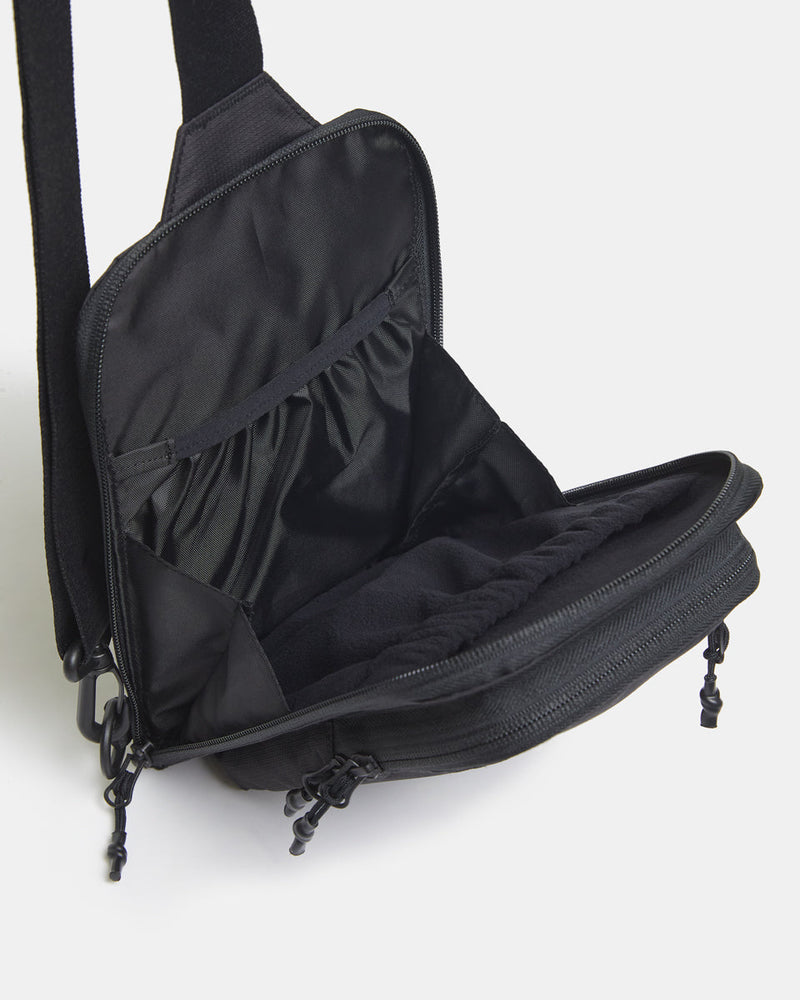 Black-Sustainable-Water-Repellent-Crossbody-Bag