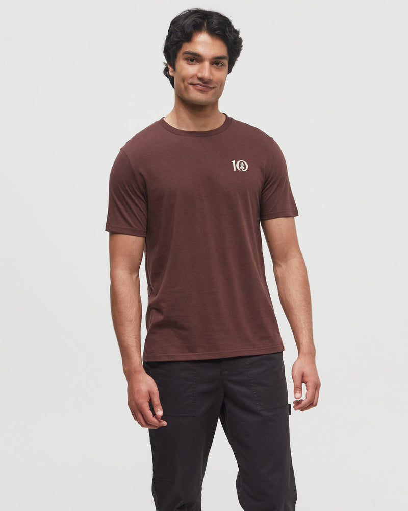 Burgundy-Crew-Neck-Graphic-Shortsleeve-T-Shirt