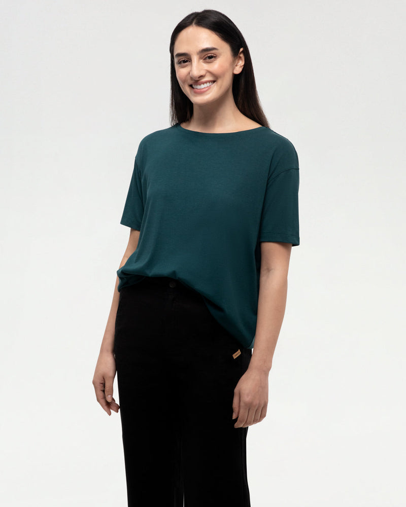 Green-Crew-Neck-Flowy-Oversized-Shortsleeve-T-Shirt