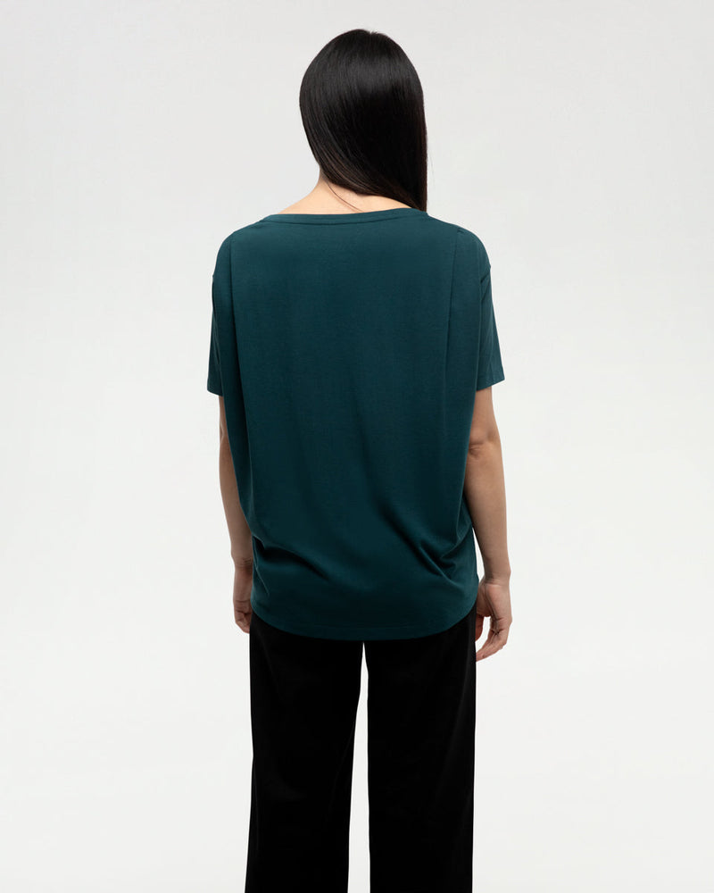 Green-Crew-Neck-Flowy-Oversized-Shortsleeve-T-Shirt