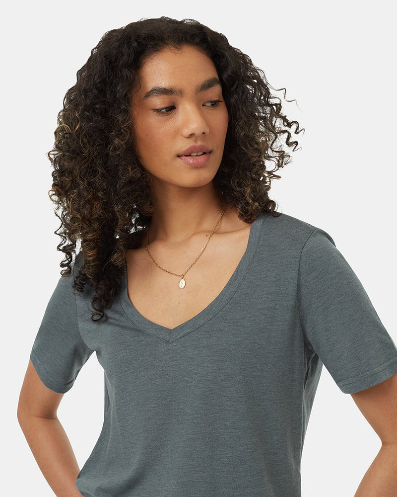 Green-V-Neck-Short-Sleeve-T-Shirt