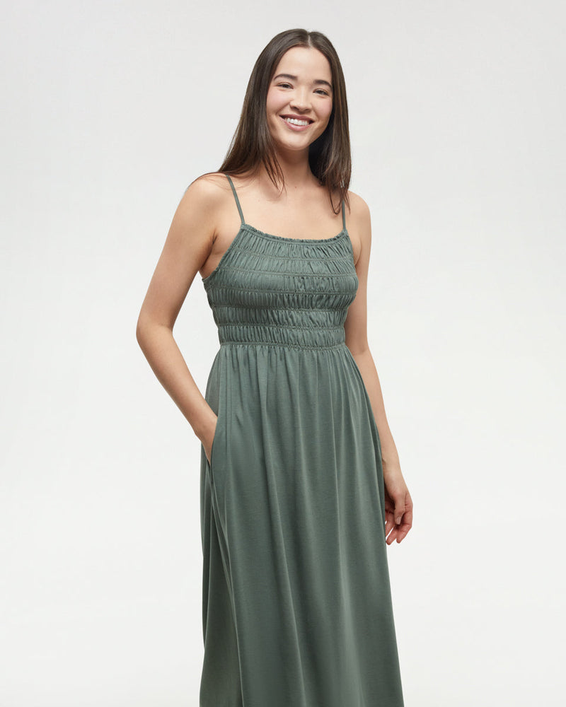Green-Womens-Mid-Length-Smocked-Dress