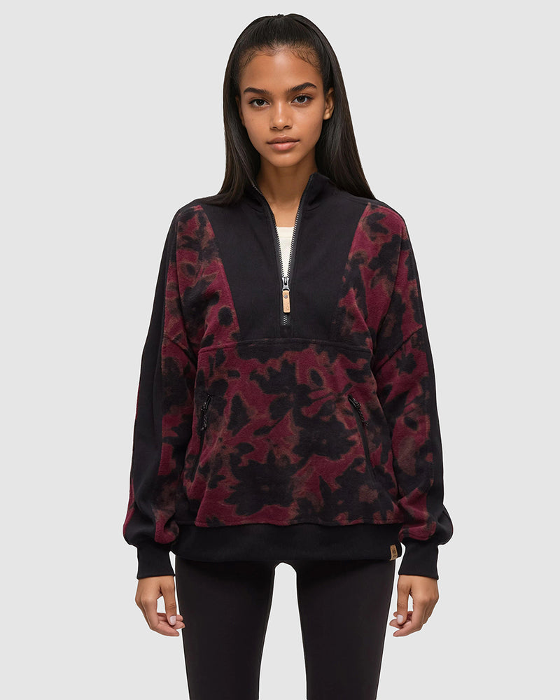 Multi-Recycled-MicroFleece-Half-Zip *Model is 5'7.75, wearing size S