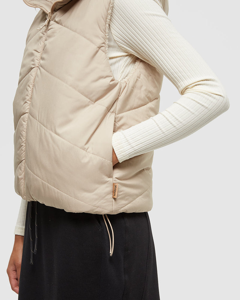 Multi-Relax-Reversible-Fleece-Vest