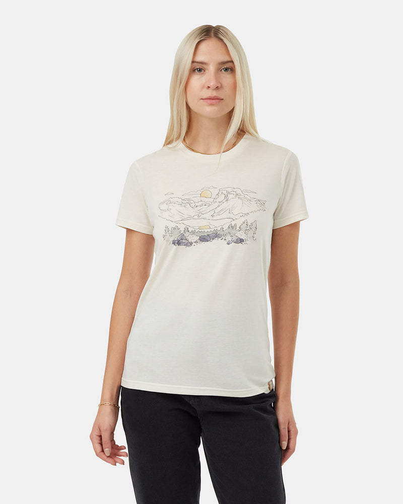 White-Crew-Neck-Graphic-Shortsleeve-T-Shirt