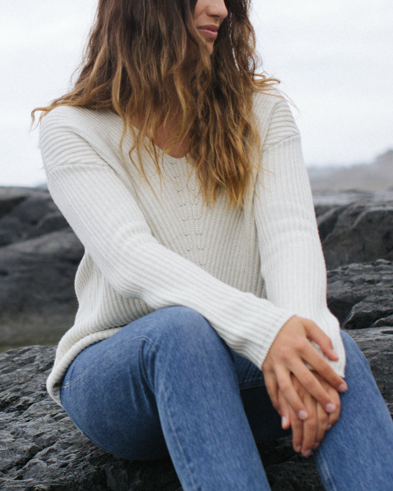 White Women's Organic Cotton V-Neck Jumper